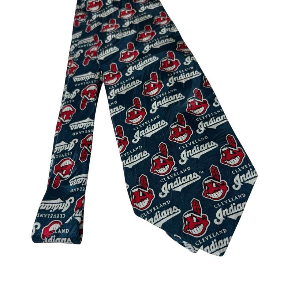 MLB Cleveland Indians Neck Tie Vintage 1995 Chief Wahoo Silk Baseball Guardians